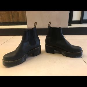 Dr Marten Rometty boots, Size 9, Black.